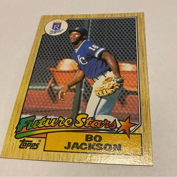 Bo Jackson Future stars/Rookie 1987 Topps Baseball card vintage collectible - Picture 3 of 3